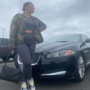 Meet your Posher, Ashley